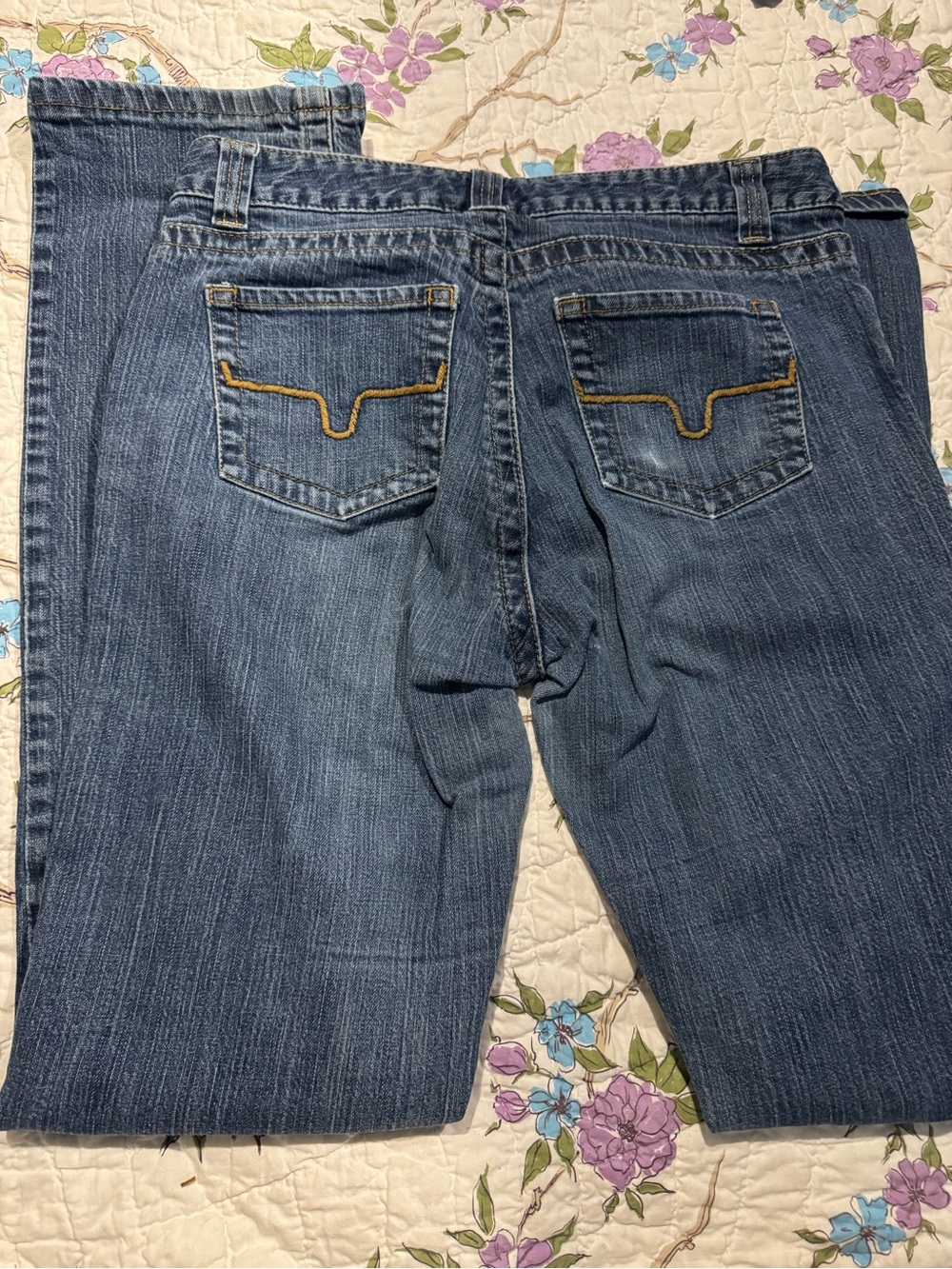 Classic Women’s Blue Denim Jeans
